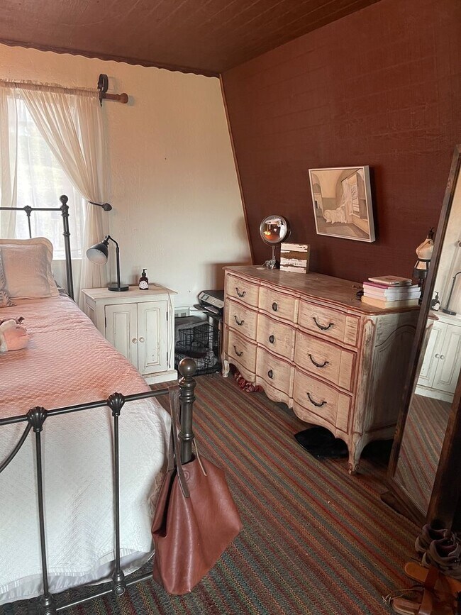 Foto del edificio - 2BR/1 Bath Bear Valley Springs Home  with ...