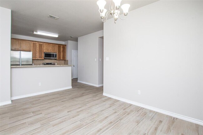 Foto del edificio - 344 Arnold Dr