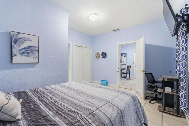 Foto del edificio - 10107 N Aster Ave