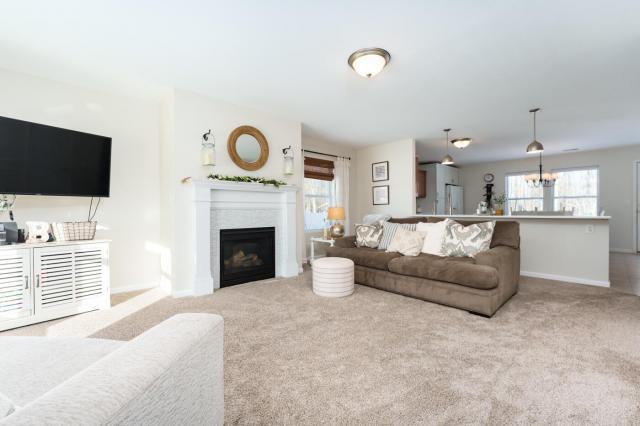 Building Photo - 4 bedroom in Kalamazoo MI 49004