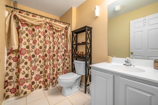 Building Photo - 4 Red Maple Ct