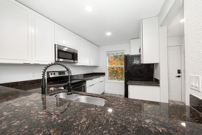 Interior Photo - Everett Cove