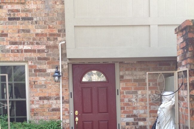 Foto del edificio - 515 Tallowood Rd