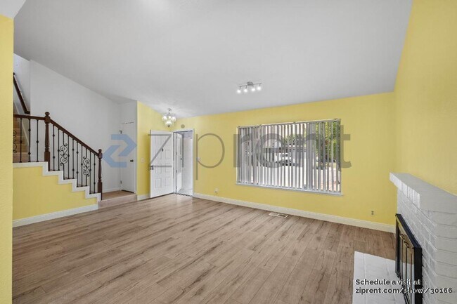Foto del edificio - 36711 Nichols Ave