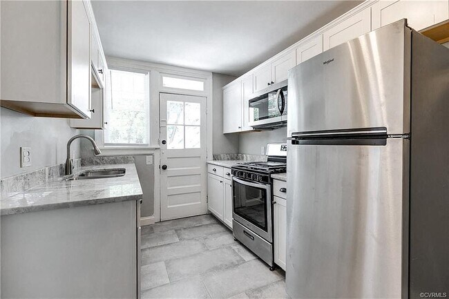 Foto del edificio - 3509 Hanover Avenue Unit A