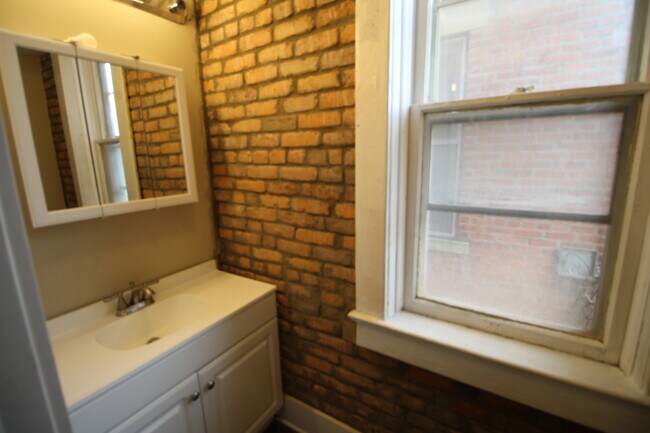 Foto del edificio - Beautiful renovated 3 bedroom single-famil...