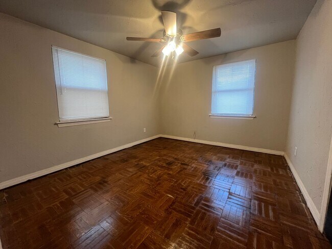 Foto del edificio - 2324 SW 47th St