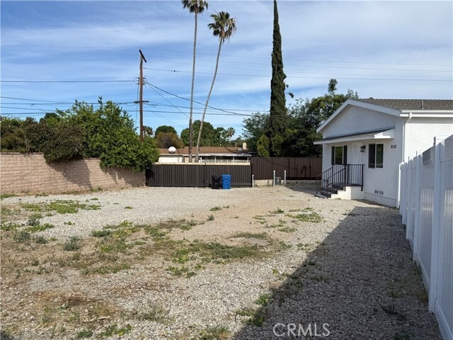 Foto del edificio - 9132 Balcom Ave