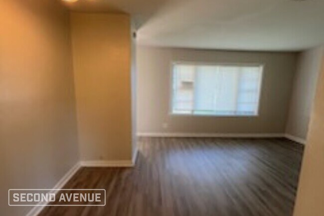 Foto del edificio - 304 Highland Dr