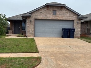 Building Photo - 19816 Forsythe Dr