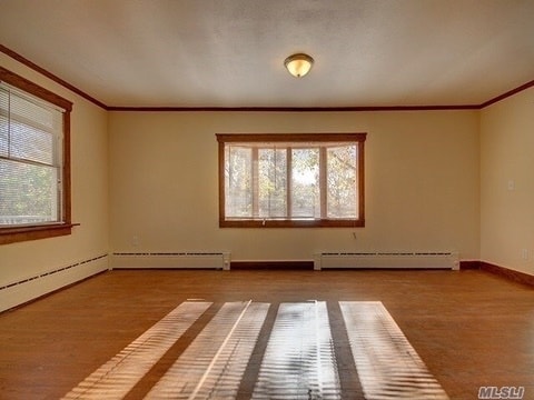 Building Photo - 438 Munsell Rd