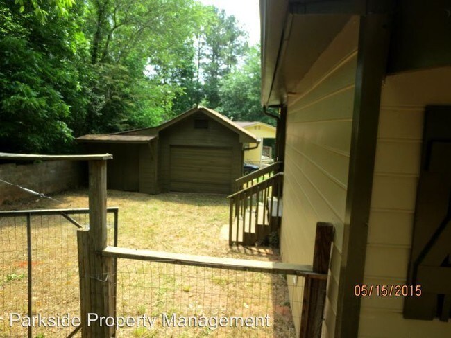 Building Photo - 10121 Morris Dr SW