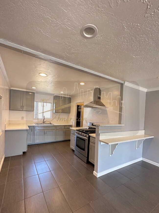 Building Photo - 405 Campodonico Ave
