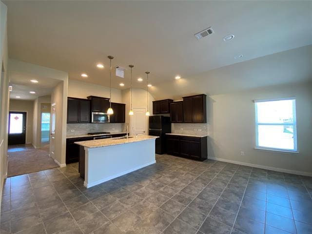 Building Photo - 413 Bow Dr