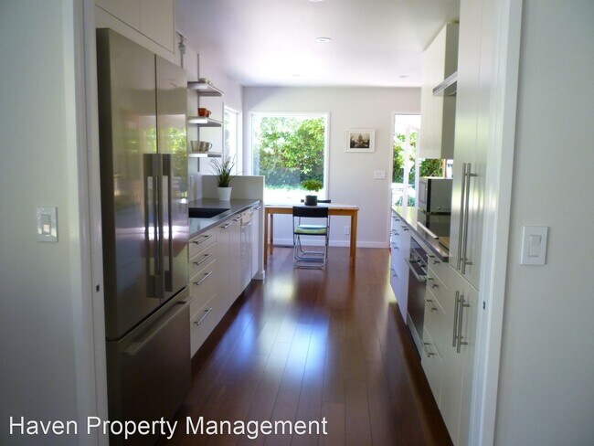 Foto del edificio - 4 br, 2 bath House - 18034 15th Ave NW