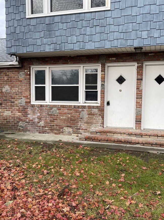 Building Photo - 1547 US-9