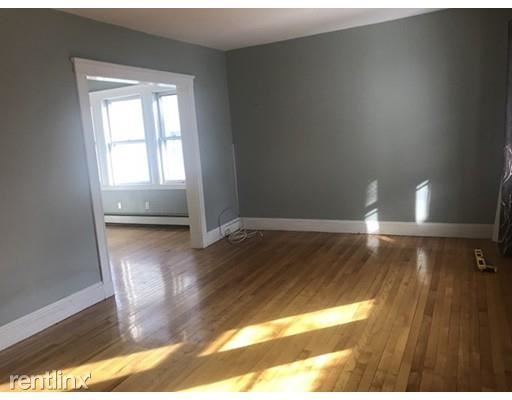 Foto del edificio - 2 br, 1 bath  - 23 Fordham St # 1