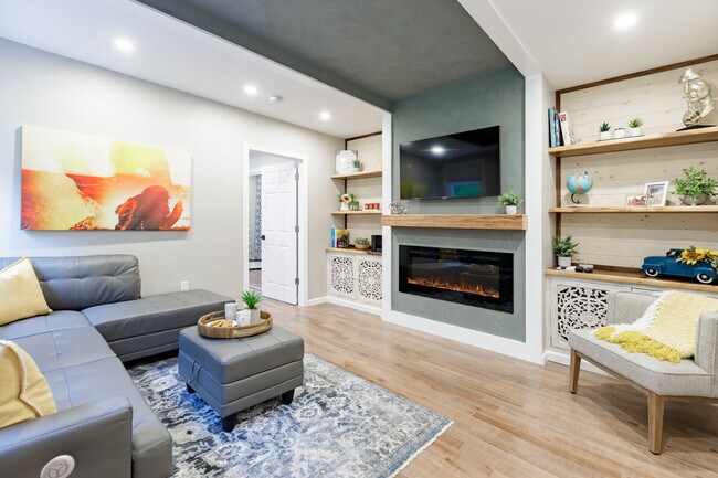 Foto del edificio - 227 Gurleyville Rd