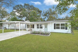 Building Photo - 10609 Murr Way