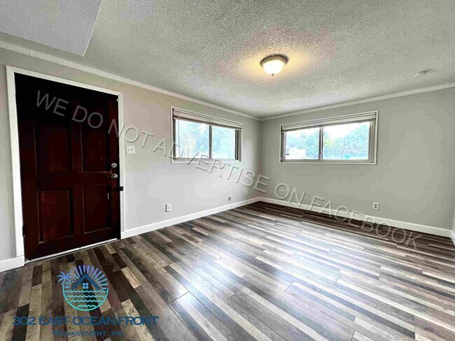 Foto del edificio - Beautiful 3 bedroom / 2 bathroom home now available in Brentwood!