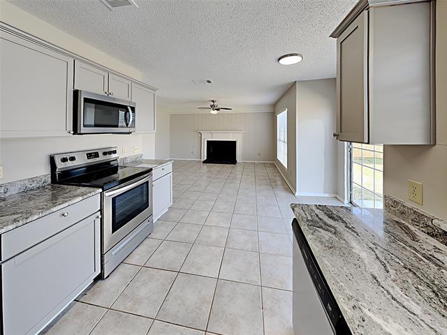 Foto del edificio - 2508 Creekwood Ln