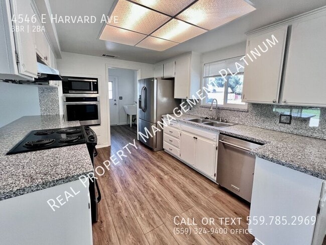 Building Photo - 4546 E Harvard Ave
