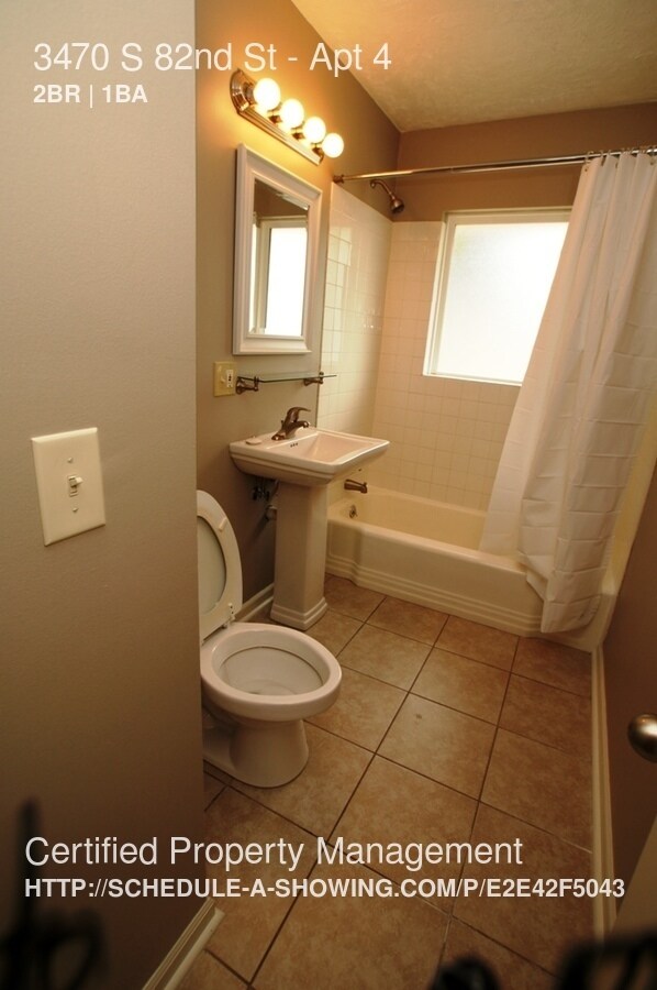 Foto del edificio - 3470 S 82nd St