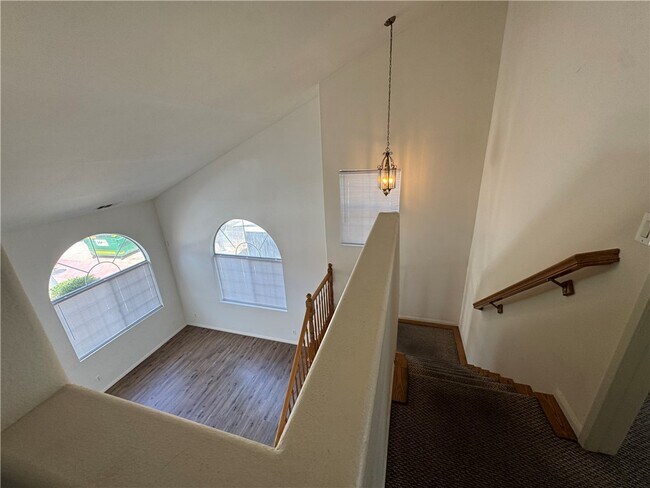 Building Photo - 3822 Grace Ave