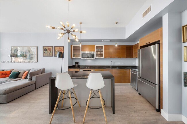 Foto del edificio - 3470 E Coast Ave