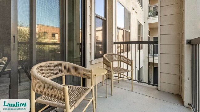 Foto del edificio - 2626 Fountain View Dr