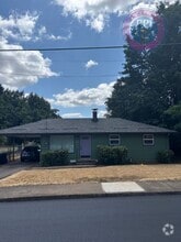Building Photo - 574 Holmes Ln