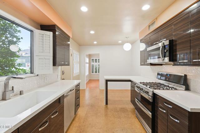 Foto del edificio - 313 S Orange Grove Blvd