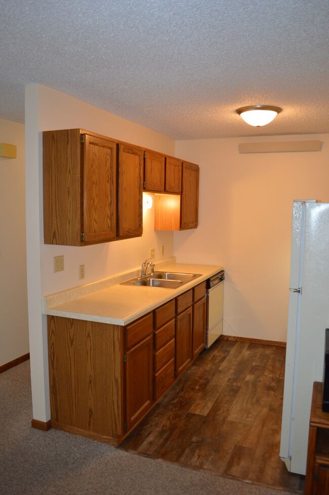 Building Photo - Two Bedroom Condo For Rent