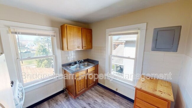 Photo - 1116 Watervliet Ave House