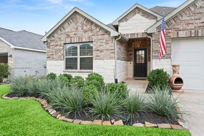 Foto del edificio - 326 Jewett Meadow Dr