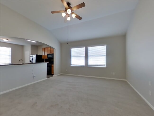Building Photo - 3963 Mossy Spring Ln