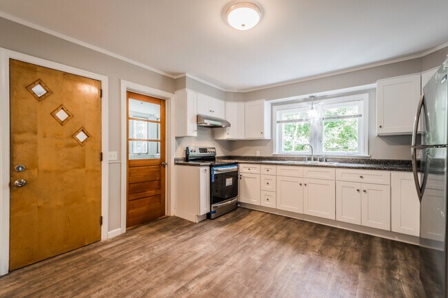 Electrodomésticos de acero inoxidable - 523 /525 Hunting Hill Ave