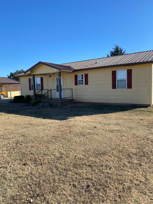 Building Photo - 3311 8th St
