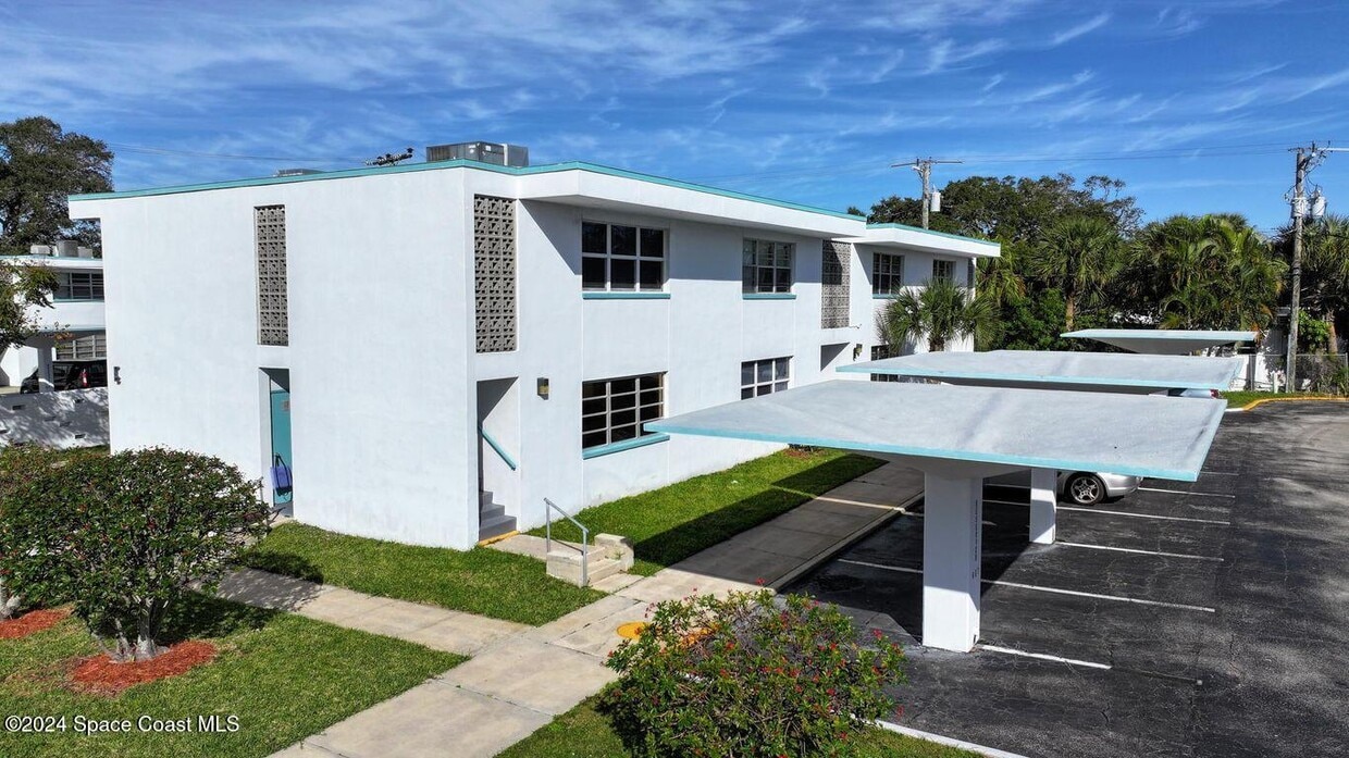 Primary Photo - 8401 N Atlantic Ave