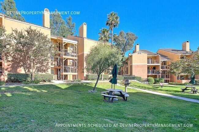 Foto del edificio - 10655 Lemon Ave