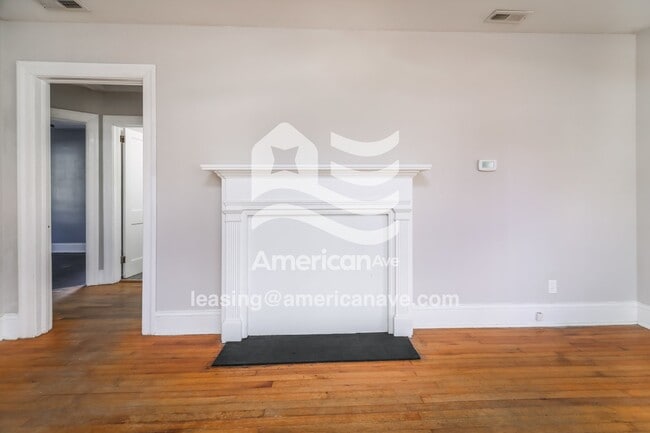 Building Photo - 203 Kincaid Ave NW