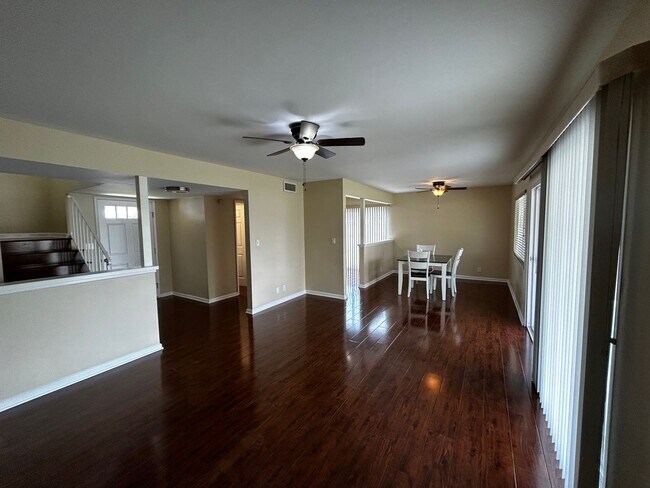 Building Photo - BEAUTIFUL HOME located in The Los Alamitos...
