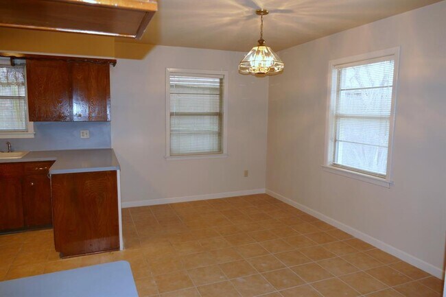 Foto del edificio - 4616 Birch St