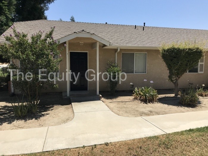 Foto principal - Newly remodeled unit! Just listed!