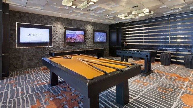 Foto del edificio - 1 br, 1 bath  - 299 SE 3rd St