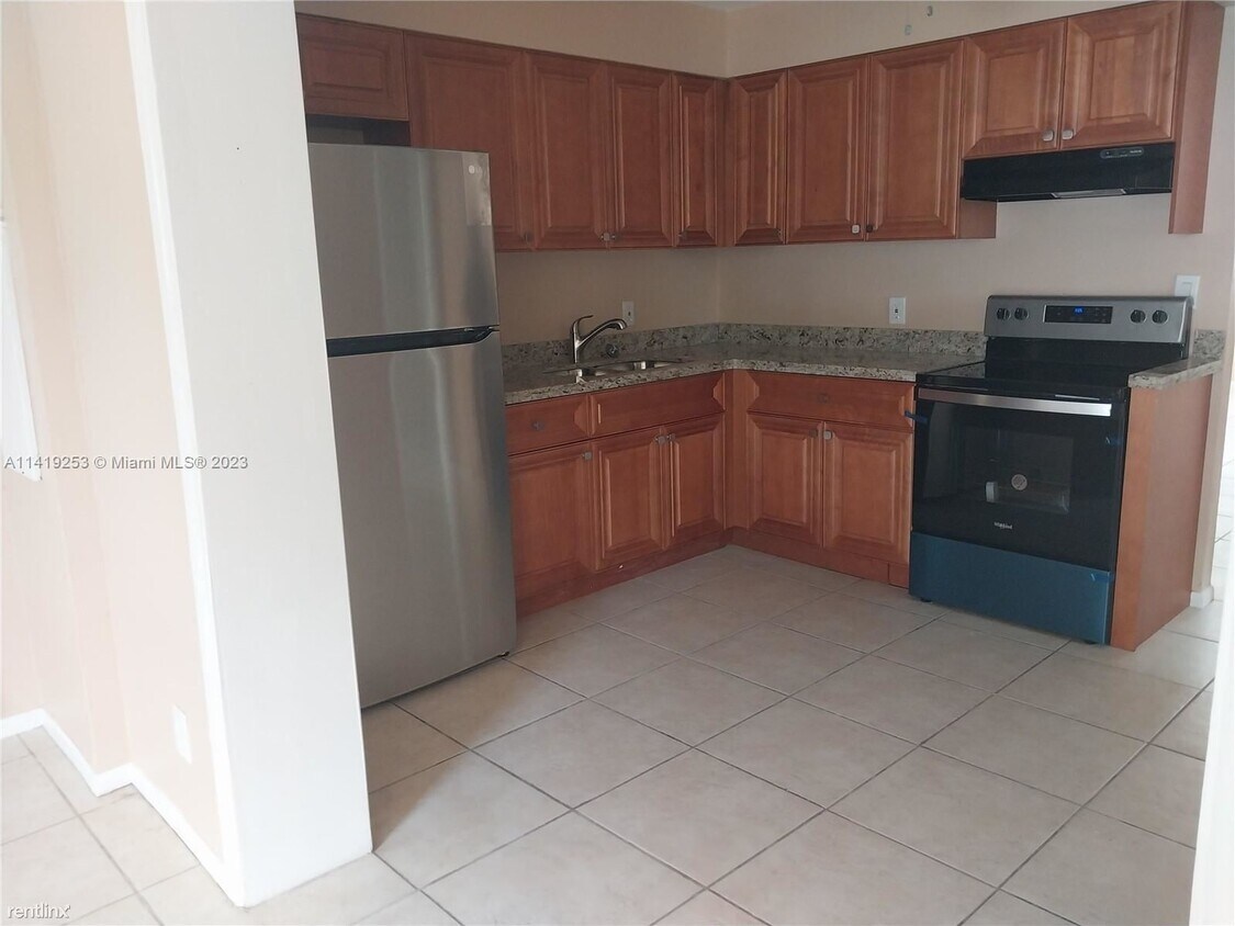Primary Photo - 4 br, 2 bath House - 2323 Harding St