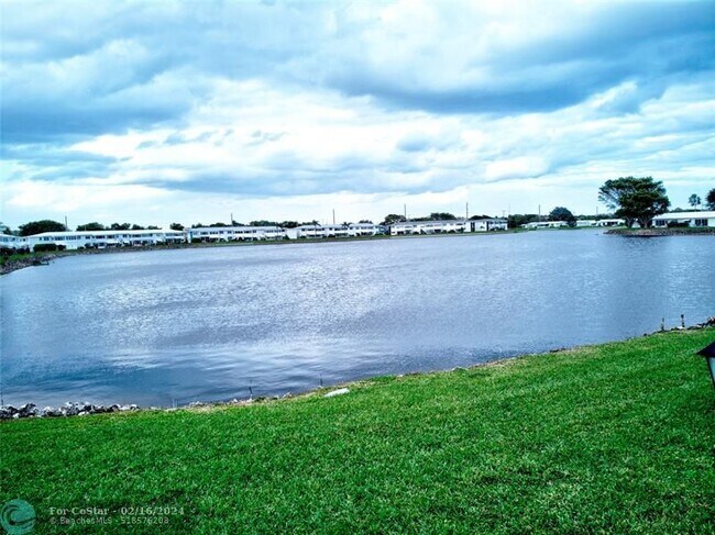 Foto del edificio - 1801 Ocean Dr