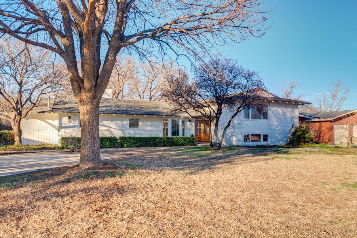 Primary Photo - 4710 22nd St