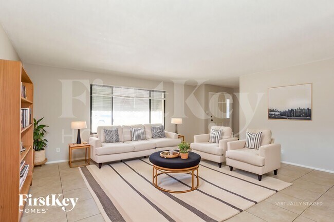 Foto del edificio - 4501 S Forest Ave