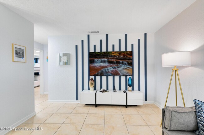 Building Photo - 1029 Park Dr